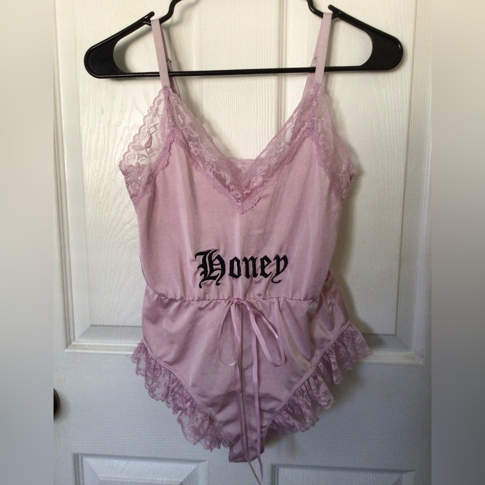 Sugar Thrillz Pink Lace Trimmed Romper XS